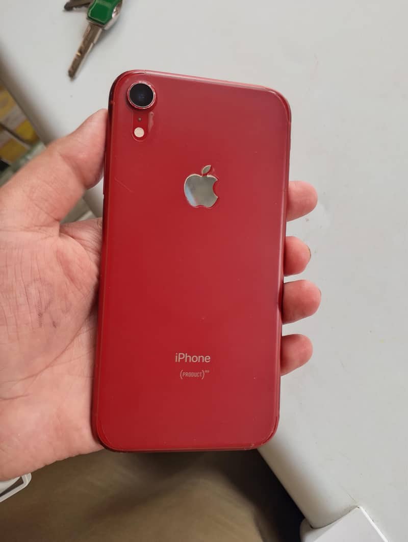 Apple iPhone XR 4