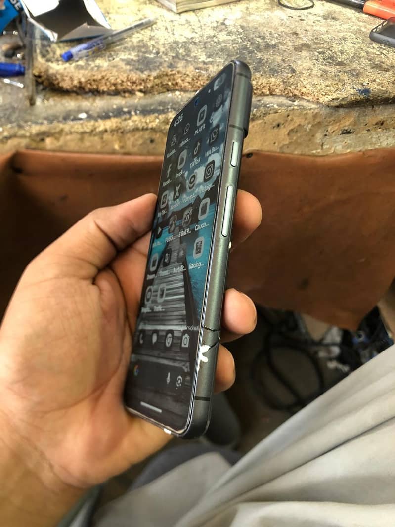 Google Pixel 8 2