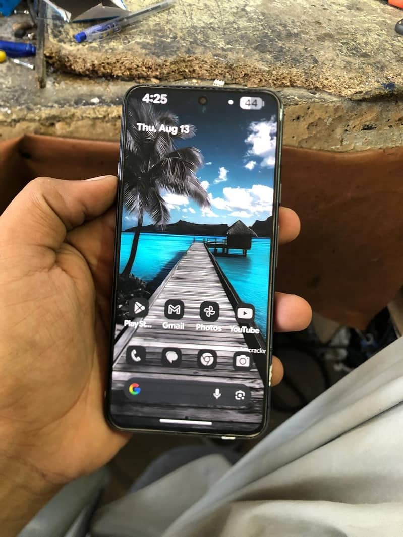 Google Pixel 8 3