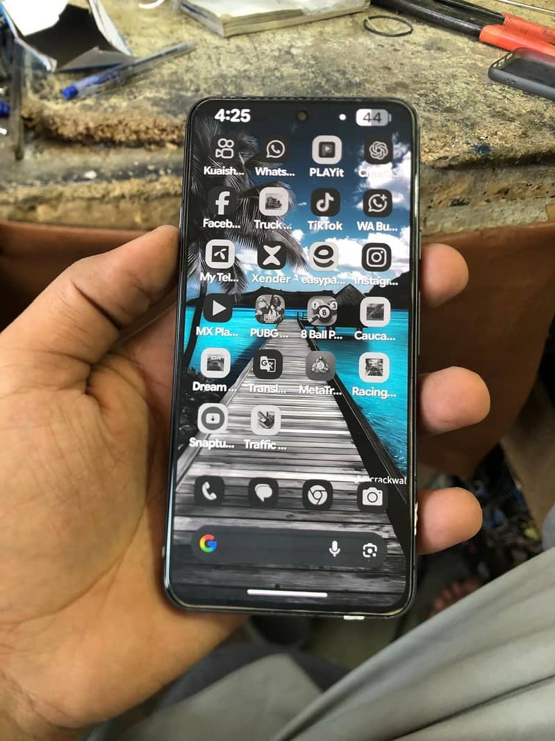 Google Pixel 8 5
