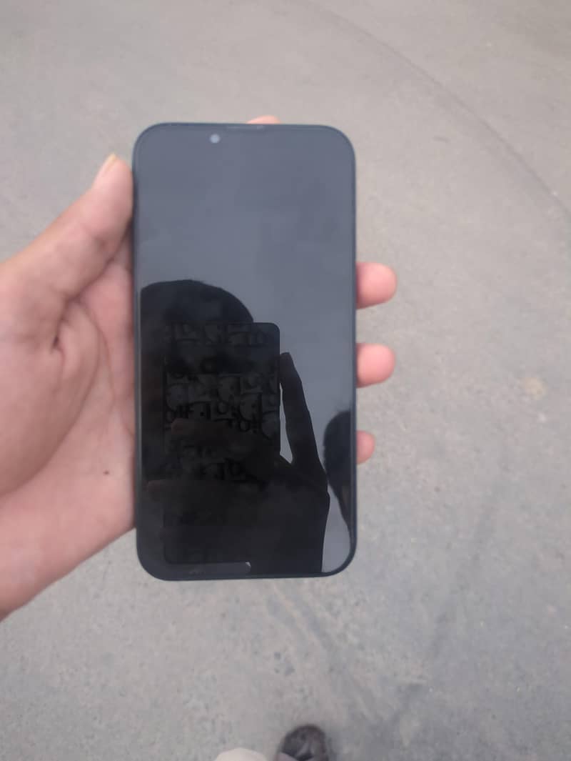 Apple iPhone 13 3