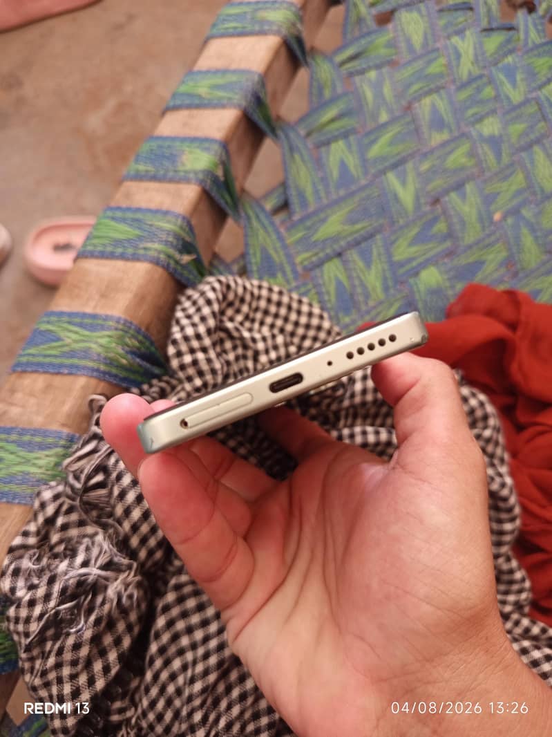Xiaomi Redmi Note 13 4