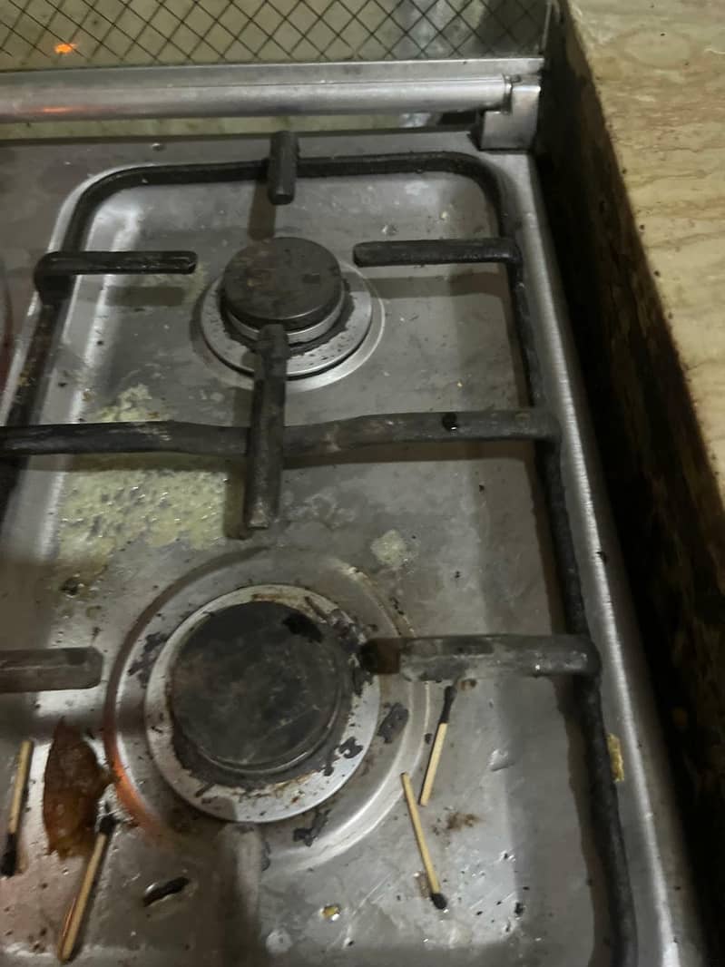 kitchen stove 5