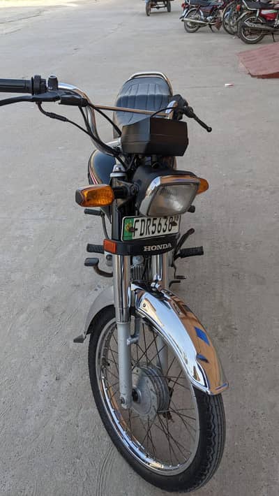 HONDA CD70