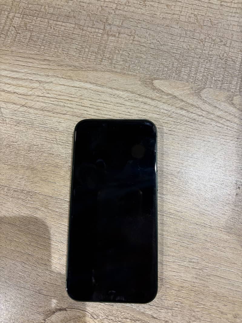 Apple iPhone 13 2