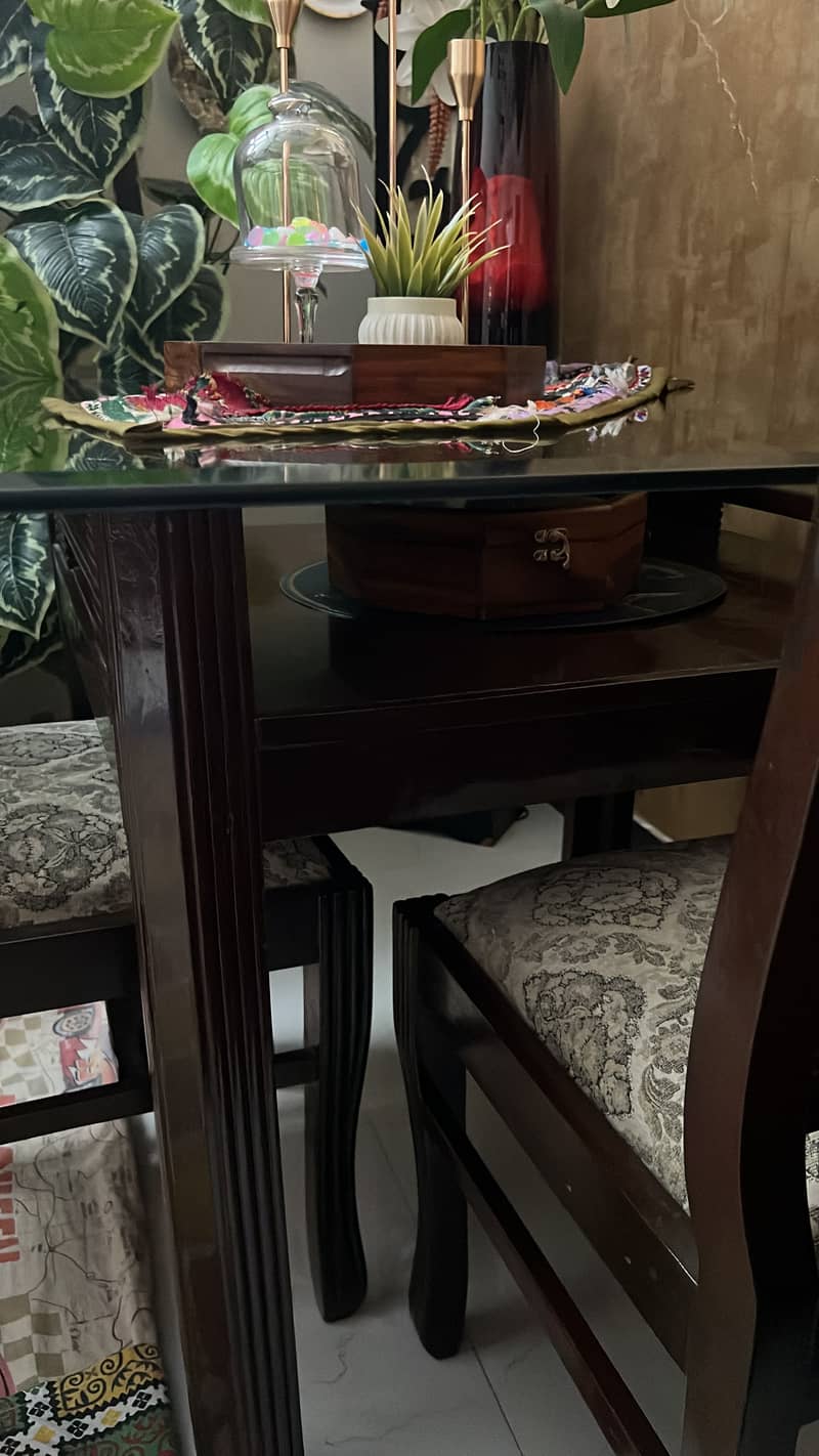 Dinning table for 4 0