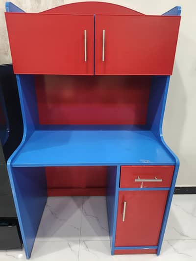 wooden bed/ urgent sale/car bunk bed