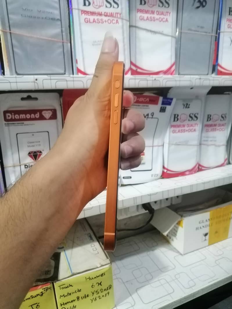 Apple iPhone XR 2