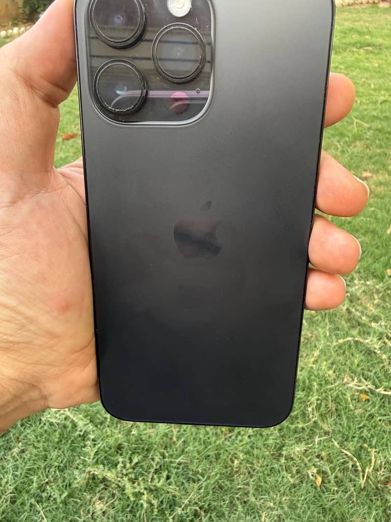 Apple iPhone 14 Pro Max 4
