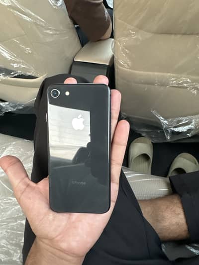 Apple iPhone 8