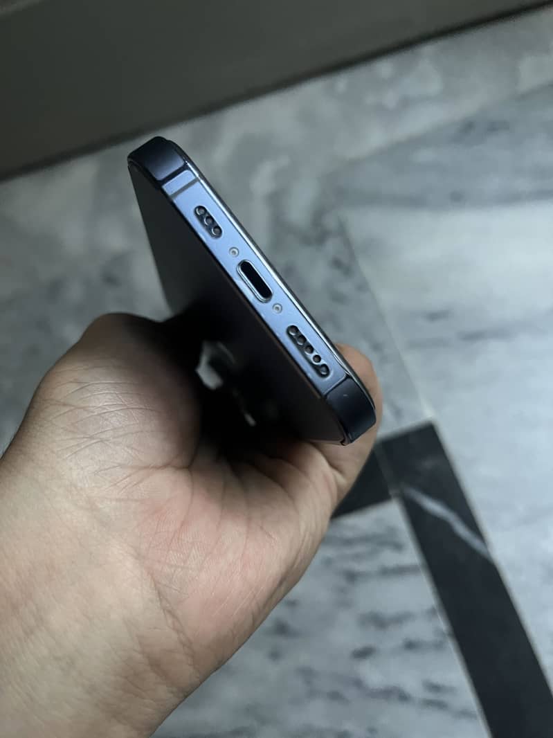Apple iPhone 13 Pro 1