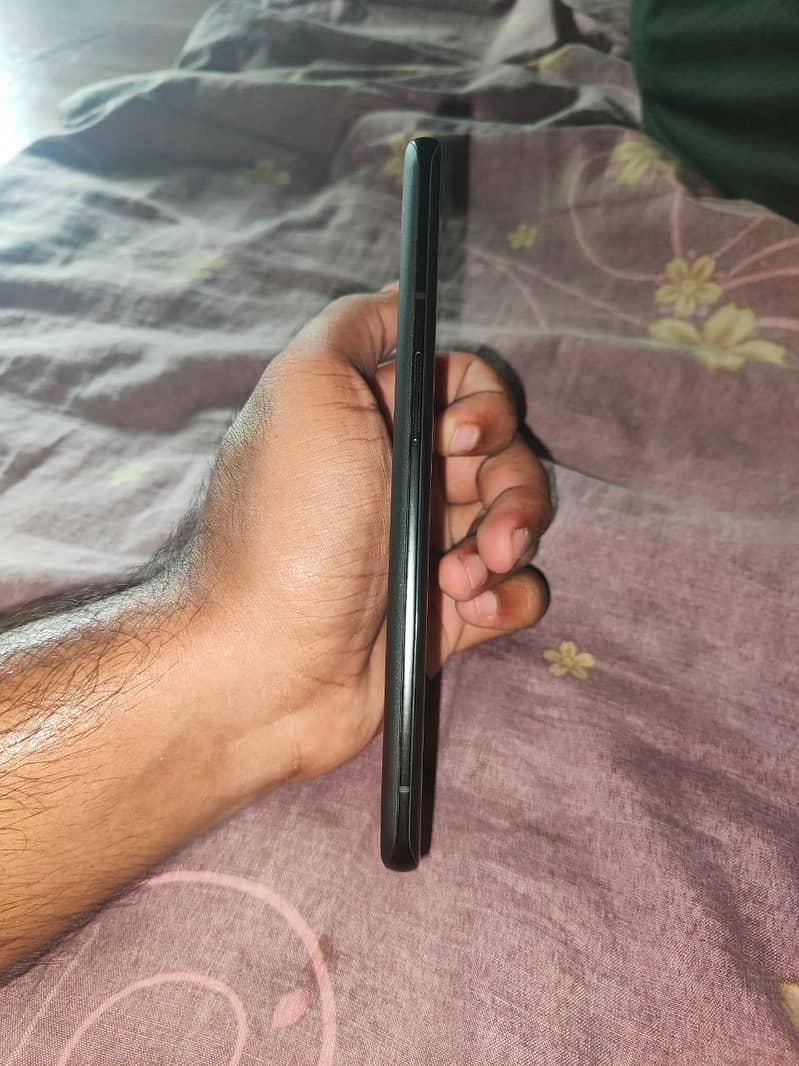 One Plus 9 Pro 5