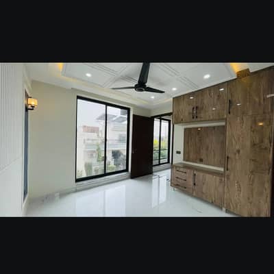 5 MARLA HOUSE FOR RENT IN PARAGON CITY LAHORE