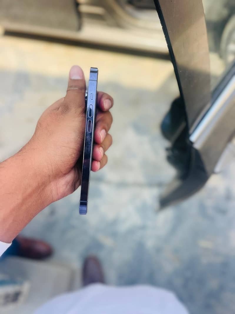 Apple iPhone 14 Pro 5