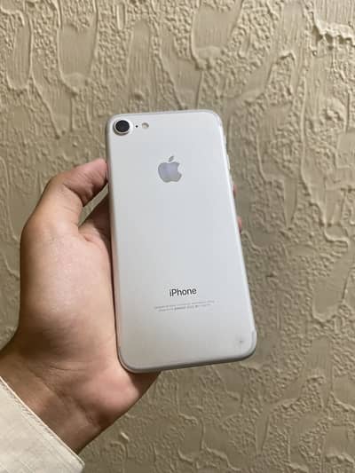 Apple iPhone 7
