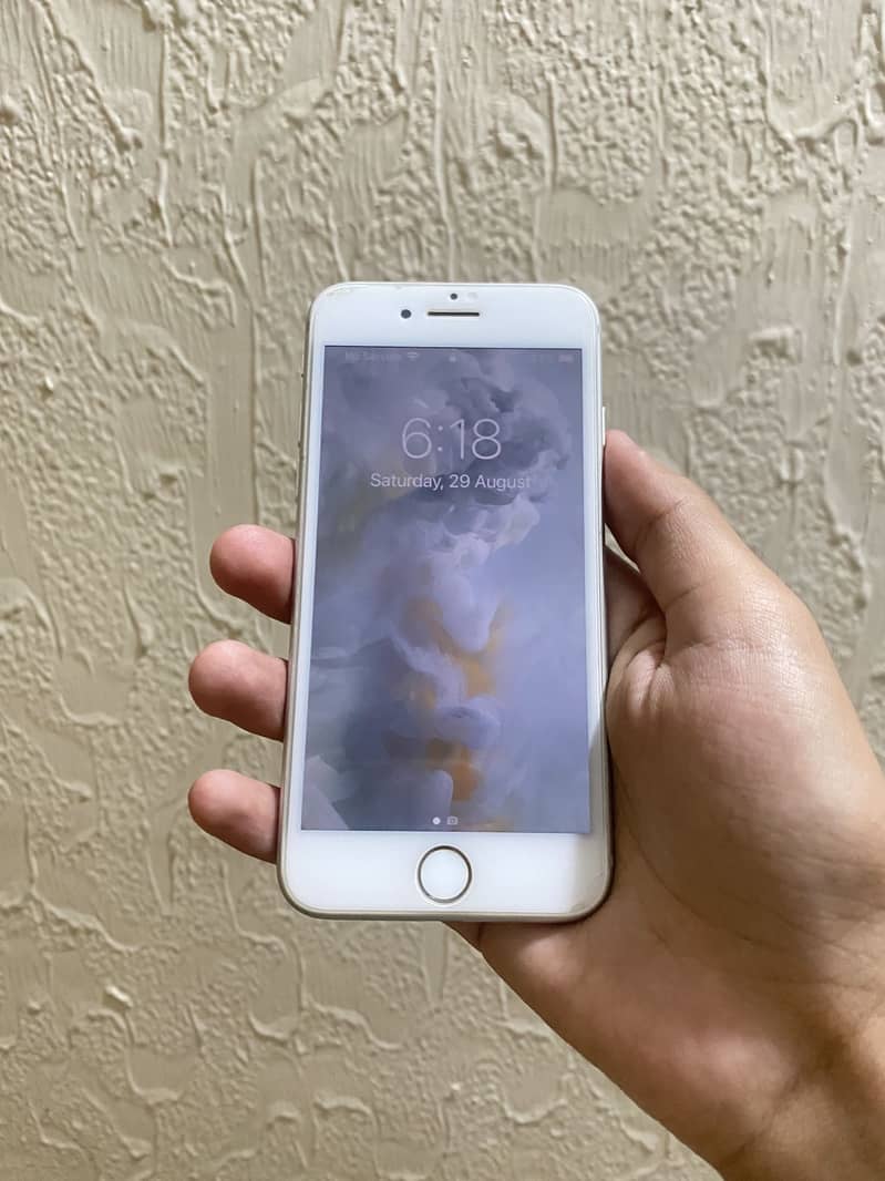 Apple iPhone 7 4