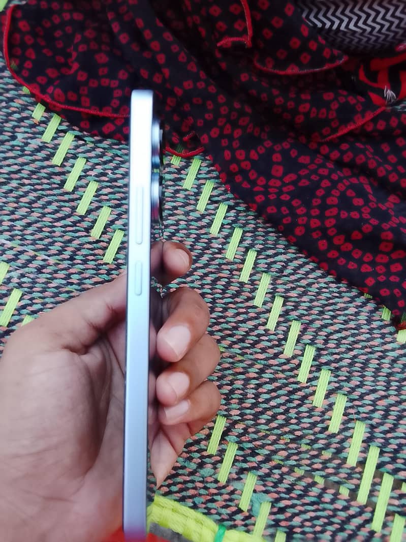 Xiaomi Redmi Note 13 4