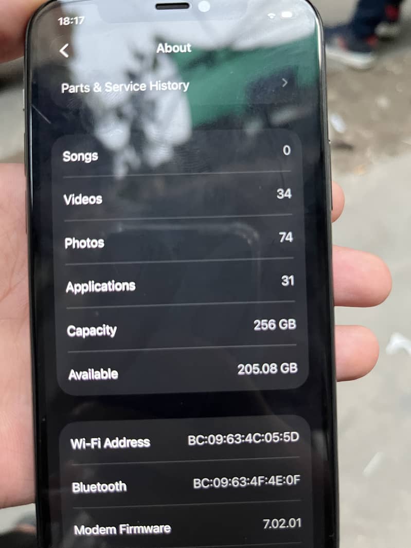 Apple iPhone 11 Pro 2
