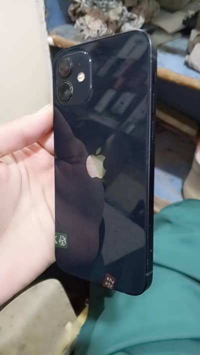 Apple iPhone 12