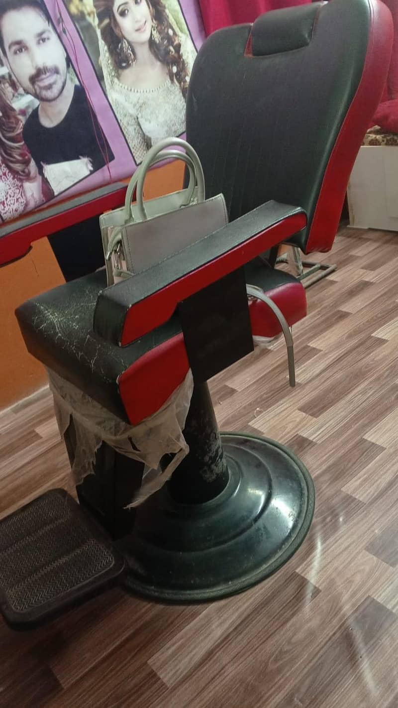 saloon setup 2