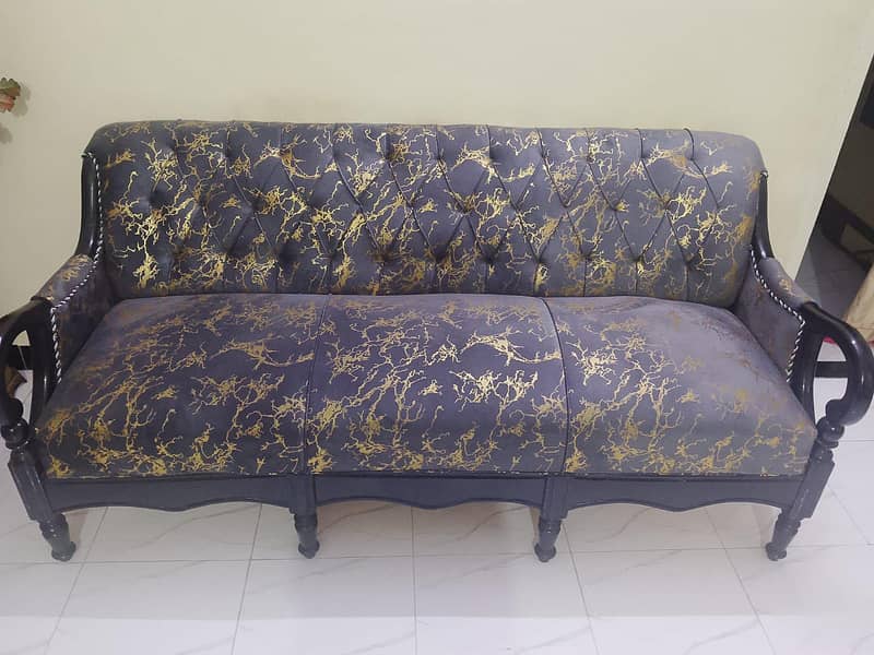 Sofa 3 Seater 0