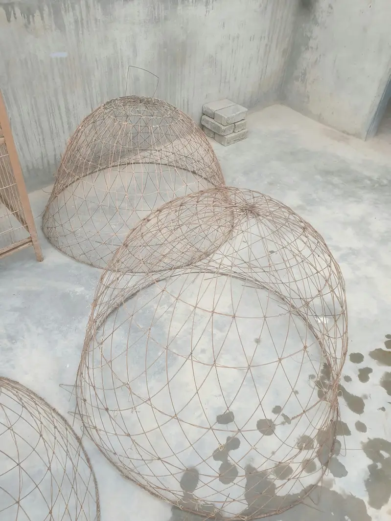 steel cages in Good Condition — photo 2