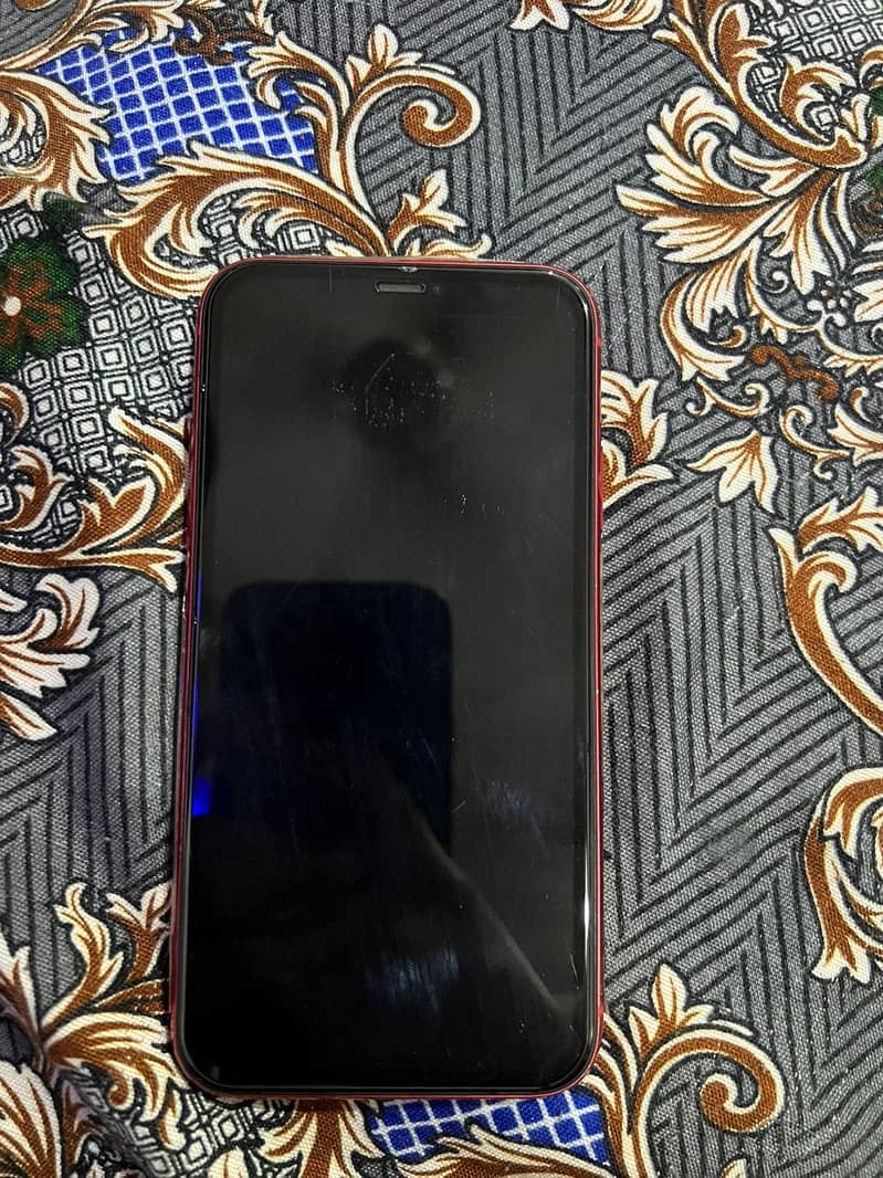 Apple iPhone 11 4