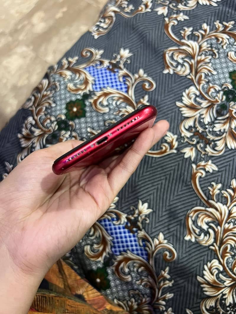 Apple iPhone 11 6
