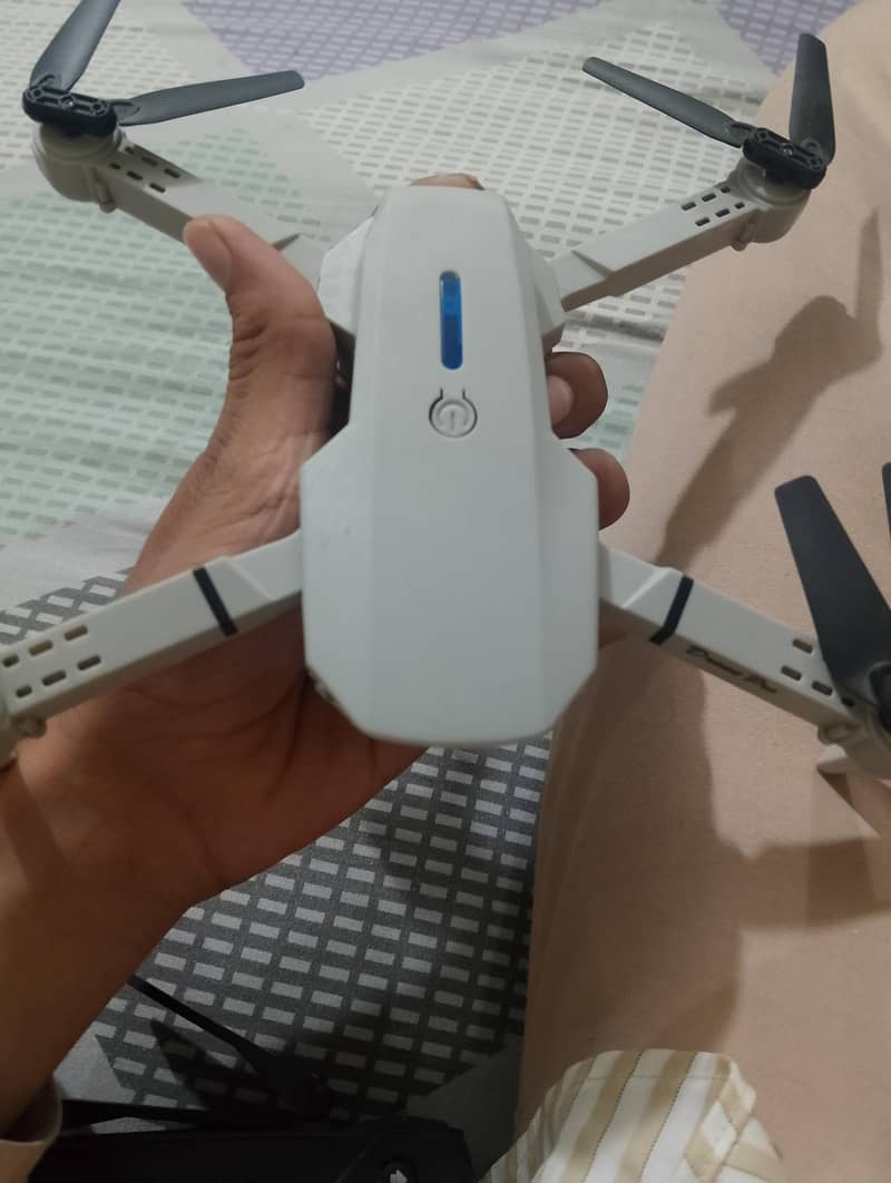 drone e88a 2