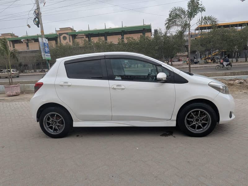 vitz model 2015 3
