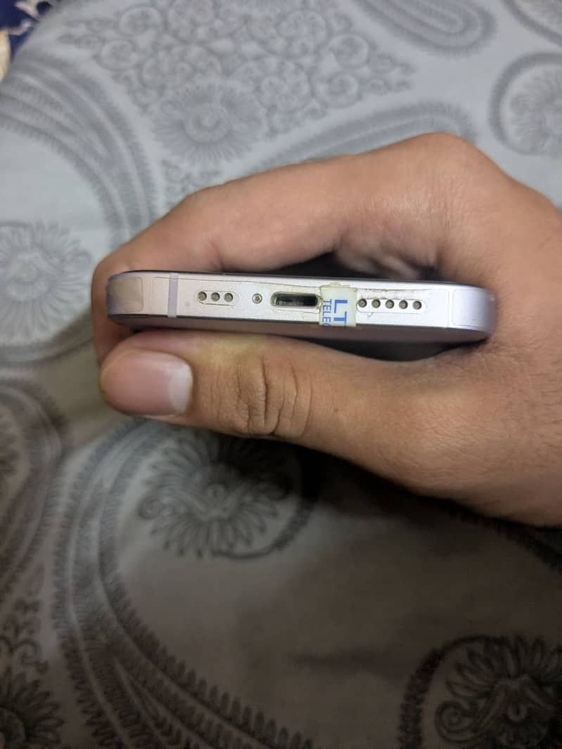Apple iPhone 14 1