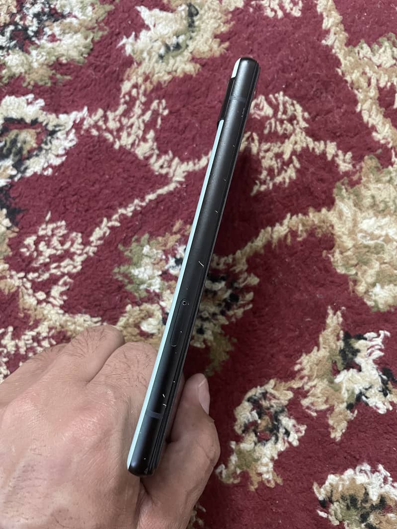 Google Pixel 6a 5