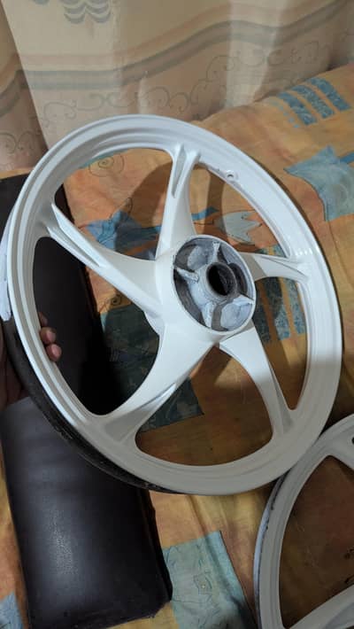 used alloy wheel