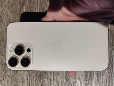 Apple iPhone 16 Pro Max