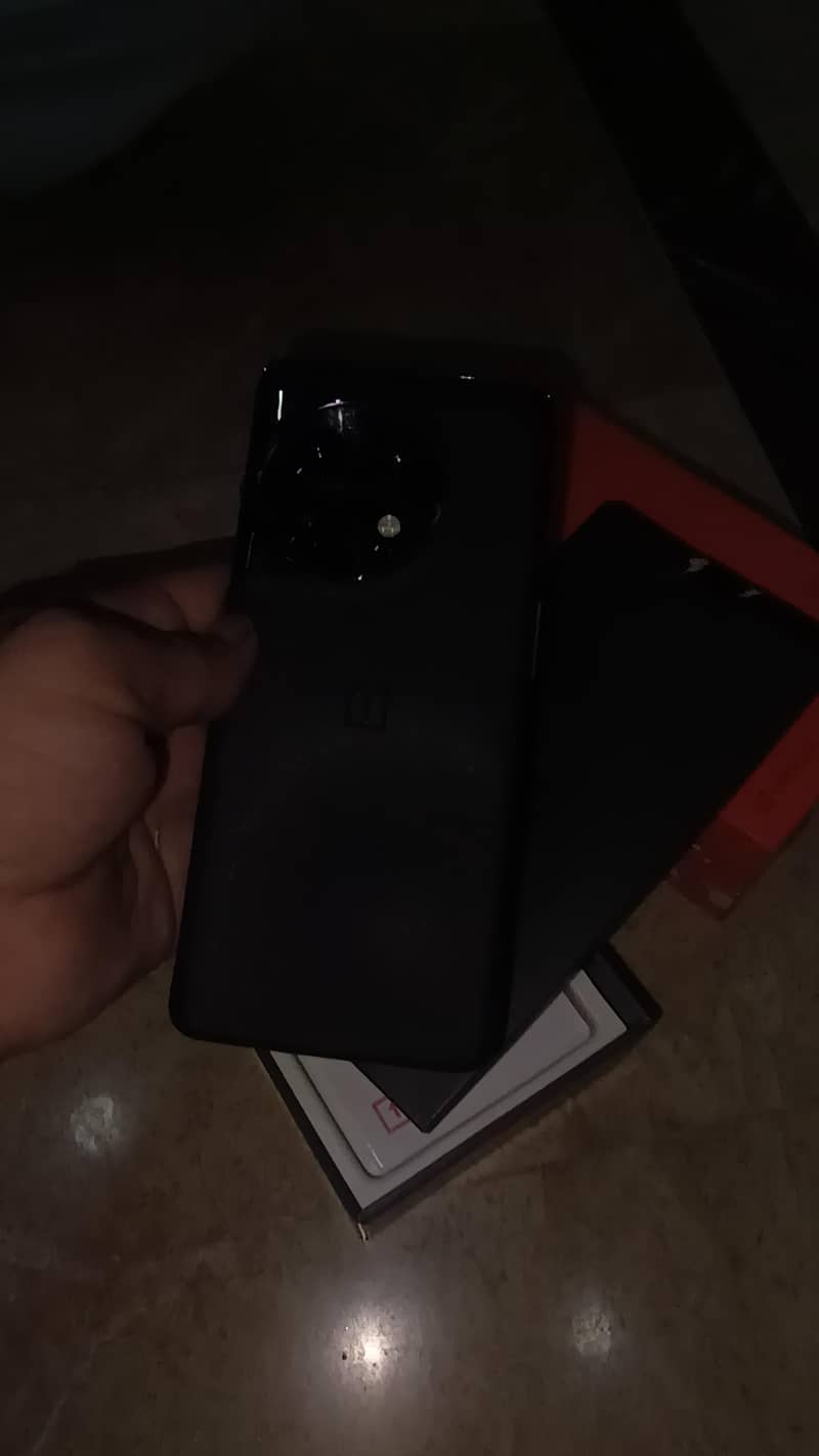 One Plus 11 6