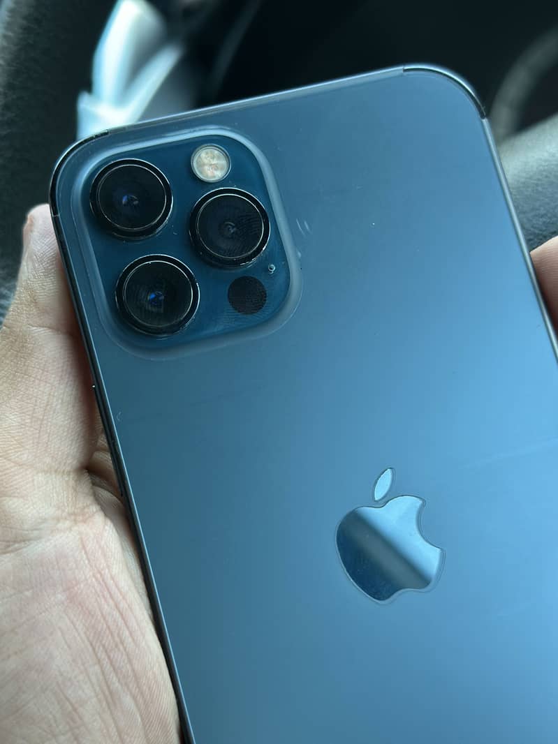 Apple iPhone 12 Pro 8