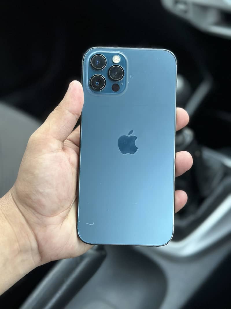 Apple iPhone 12 Pro 12