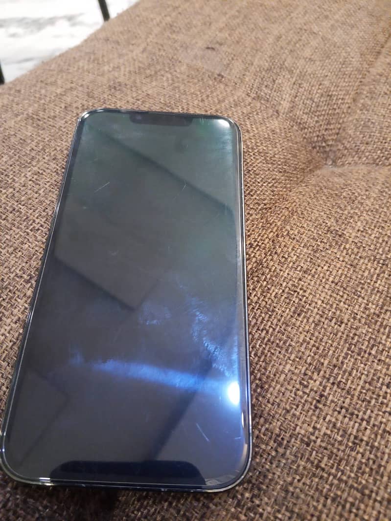 Apple iPhone 13 Pro 2