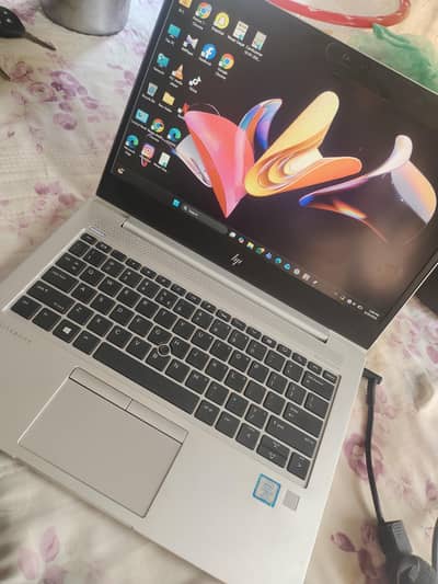 HP core i7 8th gen vpro elite book