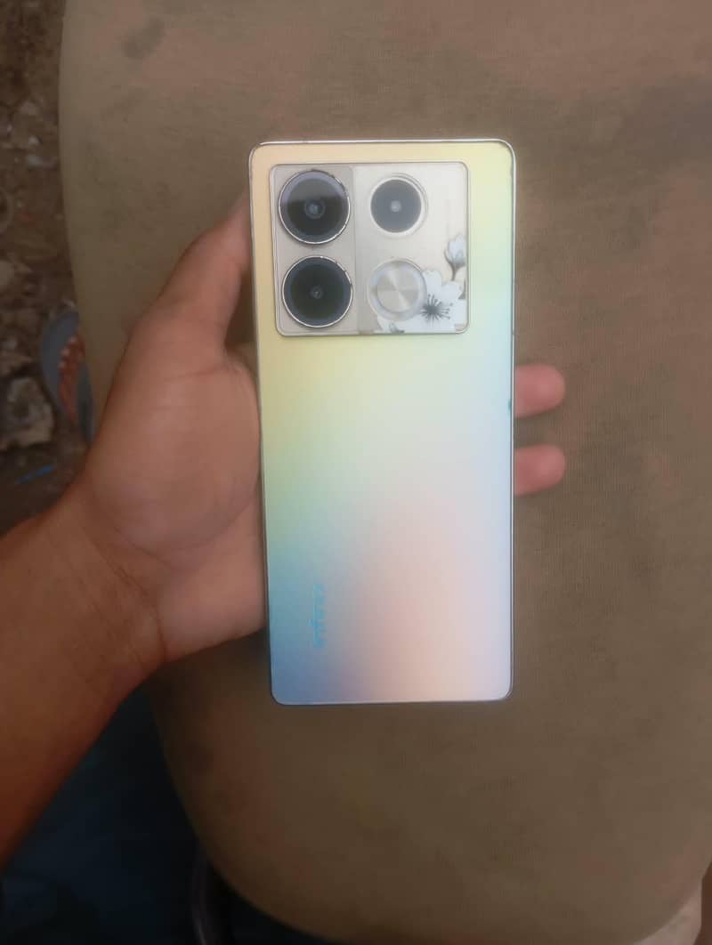 Infinix Note 40 1