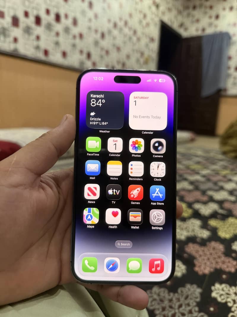 Apple iPhone 14 Pro Max 1