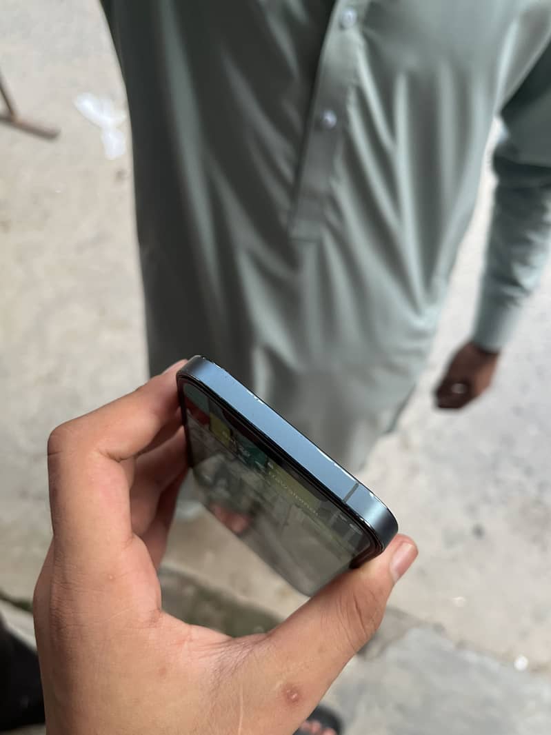 Apple iPhone 12 pro 6