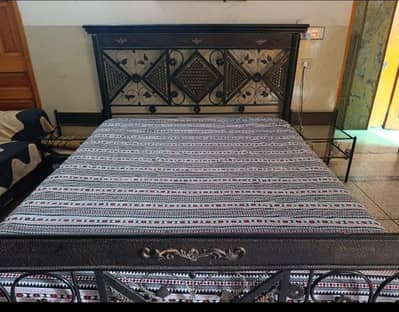 double iron bed