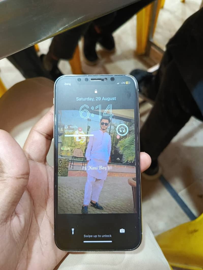 Apple iPhone X 1