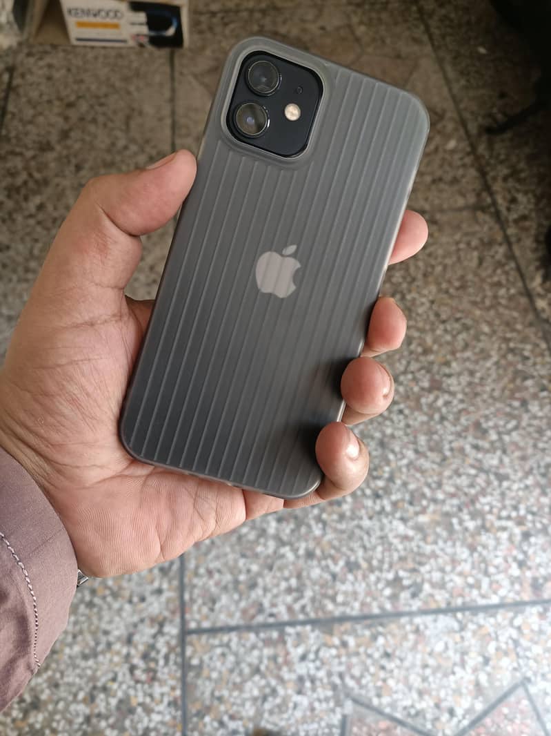 iPhone 12 2