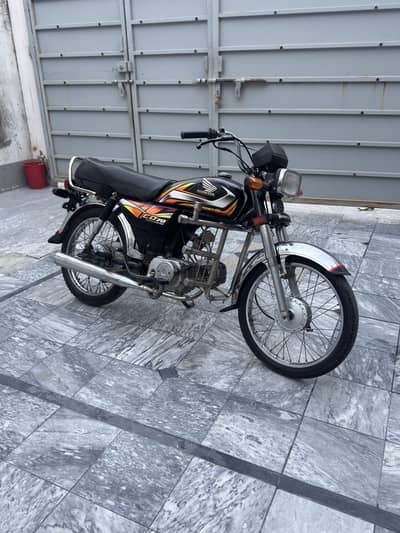 Honda CD 70 2022
