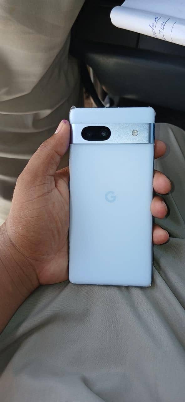 Google Pixel 7a 1