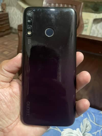 Tecno Spark 4