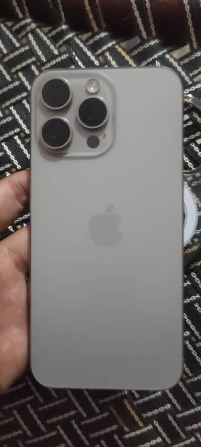 Apple iPhone 15 Pro Max