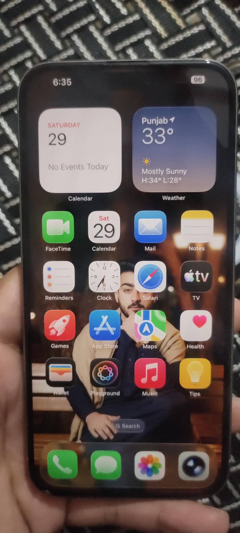 Apple iPhone 15 Pro Max 1